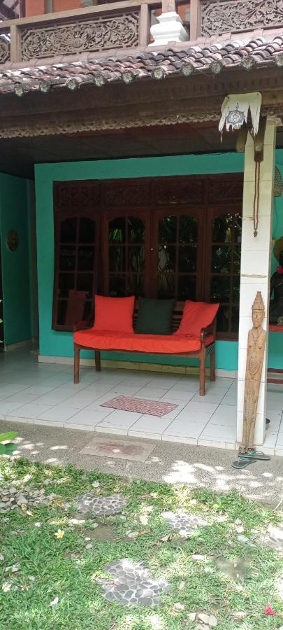 Shalana Homestay- Formerly Teka Teki House Σεμινιάκ Εξωτερικό φωτογραφία